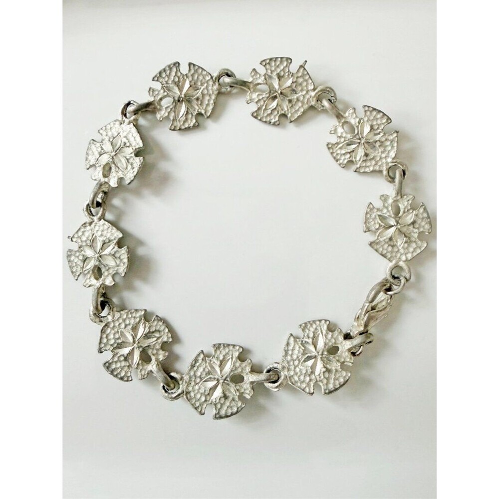 Vintage Silver Tone Sand Dollar Link Bracelet - Made in USA - 7.5”